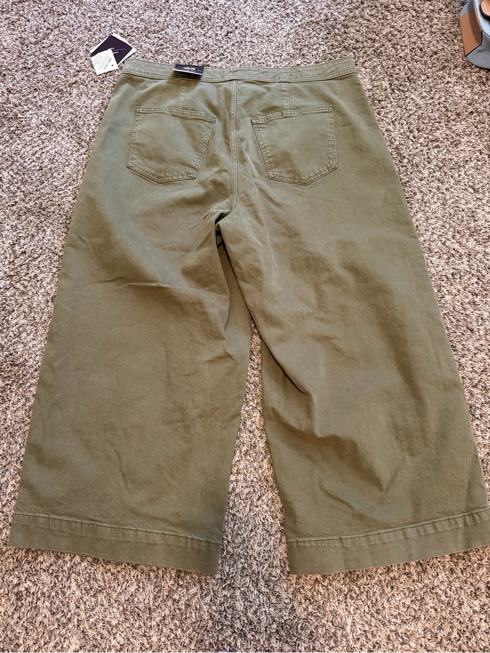 High Rise Wide Leg Pants - Picture 2 of 3